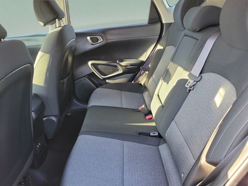 Certified 2024 Kia Soul EX FWD image 11