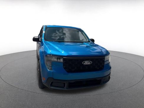 Used 2026 Ford Maverick XLT w/ Equipment Group 301A AWD/4WD image 3