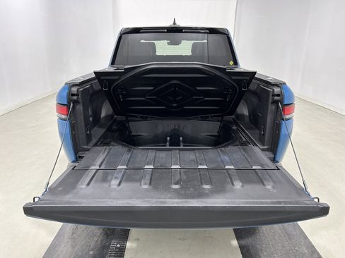 Used 2023 Rivian R1T Adventure image 15