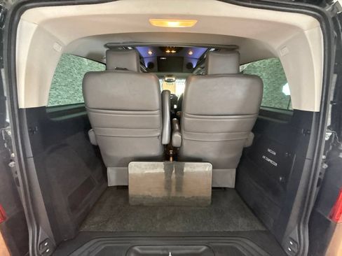 Used 2022 Mercedes-Benz Metris Passenger image 13