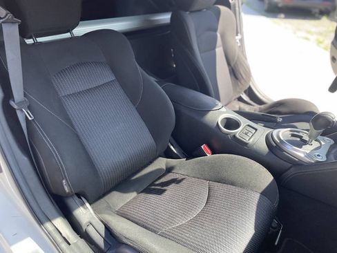 Used 2013 Nissan 370Z Coupe RWD image 24
