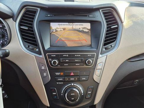 Used 2017 Hyundai Santa Fe Sport FWD image 26