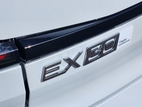 New 2026 Volvo EX30 Plus w/ Climate Package image 30