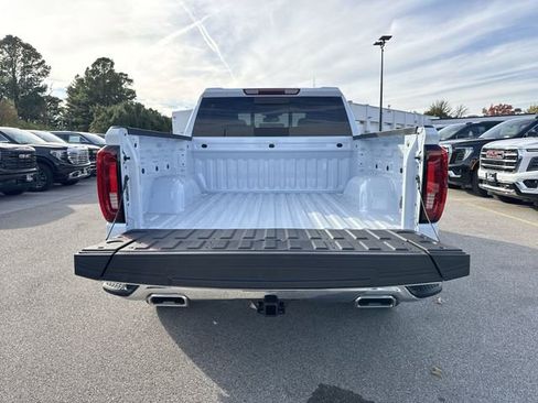 New 2026 GMC Sierra 1500 SLT w/ SLT Premium Package AWD/4WD image 24