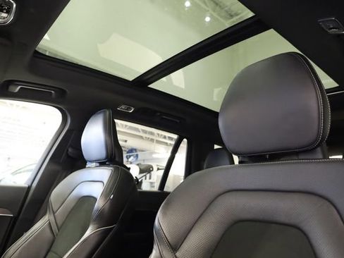 Used 2017 Volvo XC90 T5 R-Design image 26