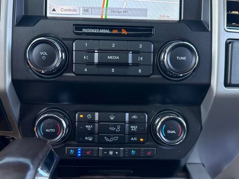 Used 2019 Ford F150 Lariat AWD/4WD image 27
