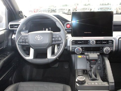 New 2026 Toyota 4Runner 4WD image 2