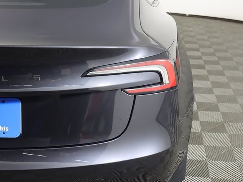 Used 2025 Tesla Model 3 Long Range image 18