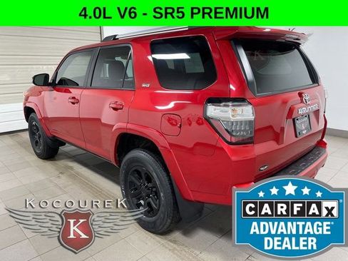 Used 2022 Toyota 4Runner SR5 Premium w/ Moonroof Package image 4