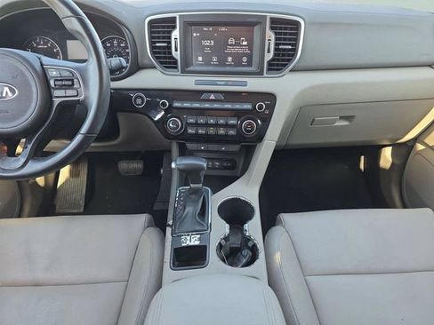 Used 2019 Kia Sportage EX FWD image 17