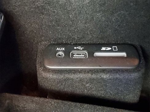 Used 2017 Dodge Charger SE w/ Blacktop Package image 20