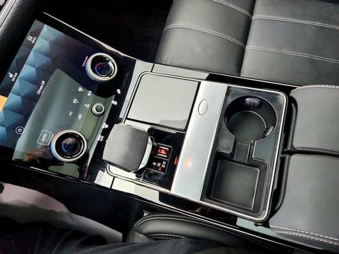 Certified 2023 Land Rover Range Rover Velar S image 22