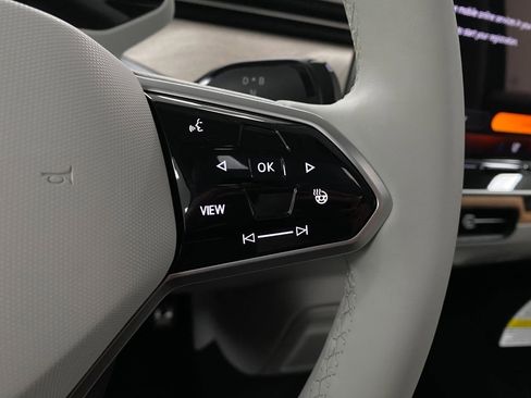 New 2025 Volkswagen ID. Buzz 1st Edition image 21