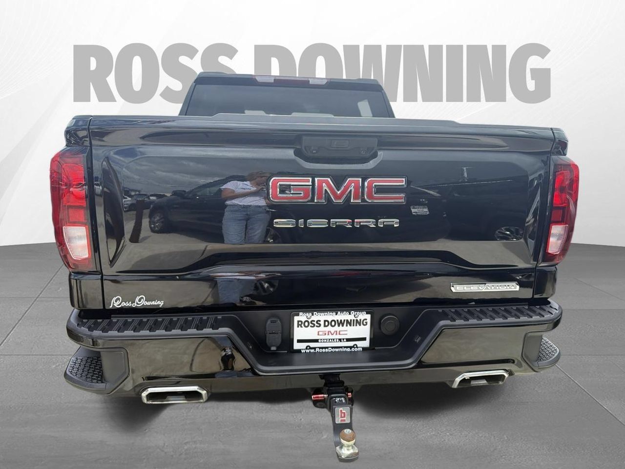 Used 2024 GMC Sierra 1500 Elevation AWD/4WD image 5