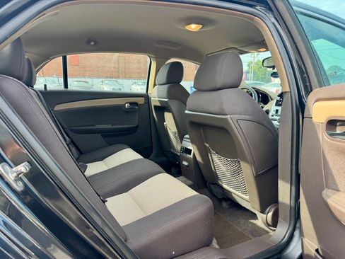 Used 2009 Chevrolet Malibu LS FWD image 12