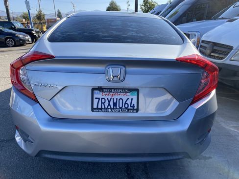 Used 2016 Honda Civic EX image 9
