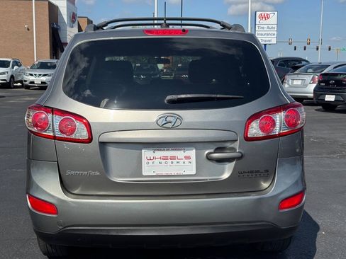 Used 2012 Hyundai Santa Fe GLS FWD image 6