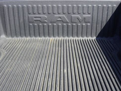 Used 2023 RAM 1500 Big Horn AWD/4WD image 9