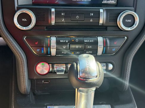 Used 2022 Ford Mustang Premium w/ Equipment Group 201A image 10