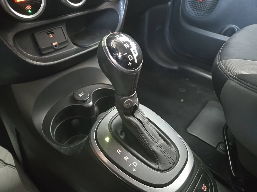 Used 2015 FIAT 500L Trekking FWD image 24