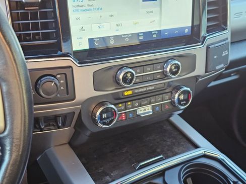 Used 2022 Ford F350 Lariat w/ FX4 Off-Road Package image 26