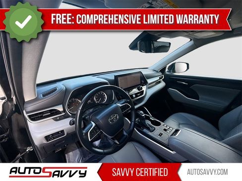 Used 2024 Toyota Highlander XLE image 9
