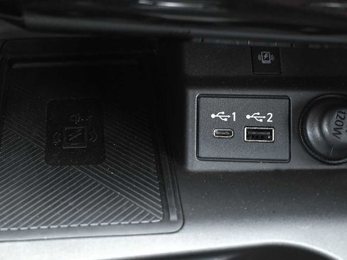 Used 2025 INFINITI QX55 Sensory image 21