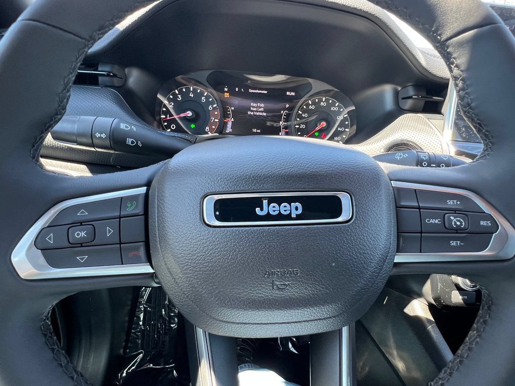 New 2026 Jeep Compass Latitude AWD/4WD image 19