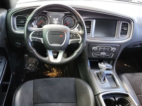 Used 2016 Dodge Charger R/T Scat Pack w/ Beats Audio Group image 23