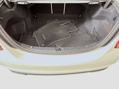 Used 2015 Mercedes-Benz C 300 4MATIC Sedan image 35