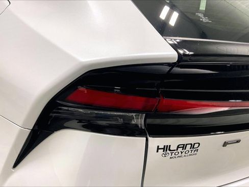 New 2026 Toyota Prius XLE image 25