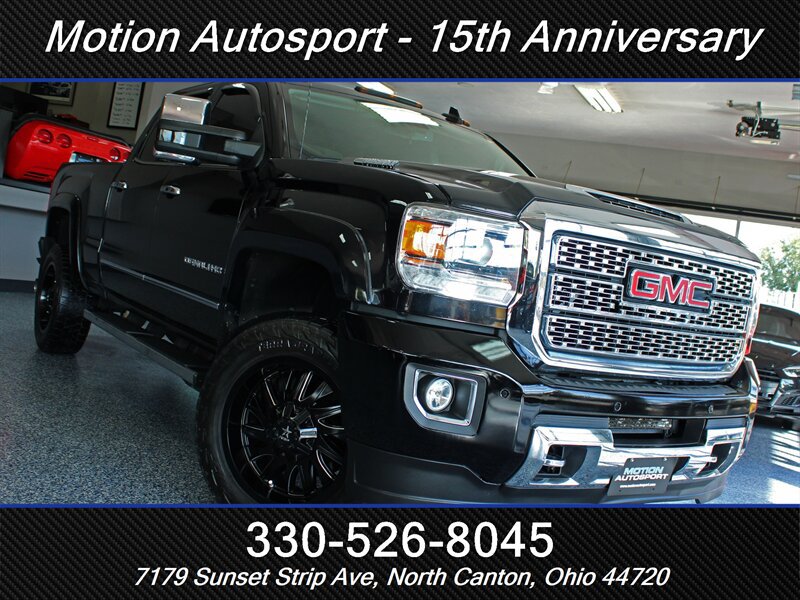 Used 2019 GMC Sierra 2500 Denali w/ Duramax Plus Package AWD/4WD image 42