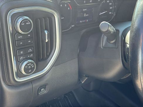 Used 2022 GMC Sierra 1500 SLT AWD/4WD image 24