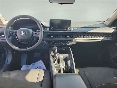 Used 2023 Honda Accord EX image 11