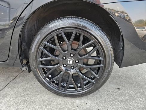 Used 2019 Toyota Corolla LE FWD image 9