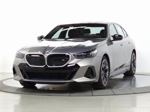 New 2025 BMW i5 M60 image 3