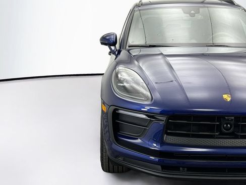 Used 2026 Porsche Macan AWD/4WD image 12