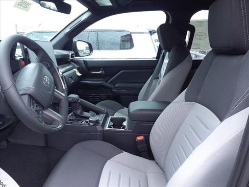 New 2025 Toyota Tacoma TRD Sport image 5