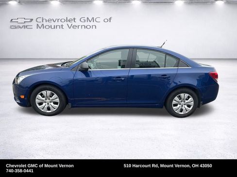 Used 2012 Chevrolet Cruze LS FWD image 2