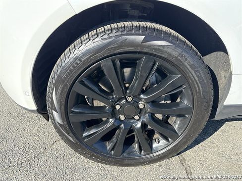 Used 2015 Land Rover Range Rover Long Wheelbase Supercharged image 10