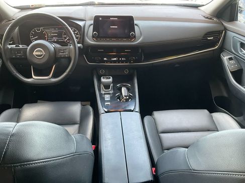 Used 2023 Nissan Rogue SL FWD image 4