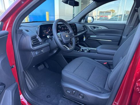 New 2026 Chevrolet Traverse LT w/ LPO, Floor Liner Package image 16