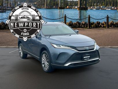 Used 2021 Toyota Venza XLE w/ Softex Package