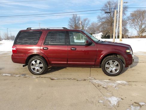 Used 2010 Ford Expedition Limited image 2