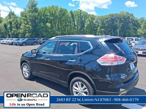 Used 2015 Nissan Rogue SV AWD/4WD image 8