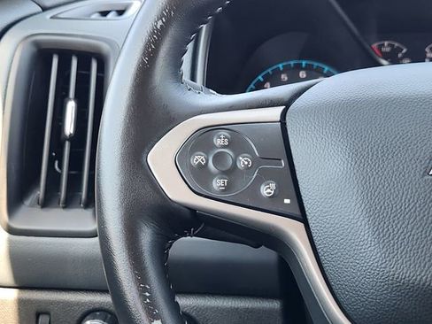 Used 2022 Chevrolet Colorado Z71 w/ Z71 Midnight Edition AWD/4WD image 28