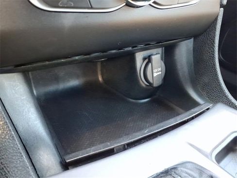 Used 2022 Dodge Charger SXT image 13