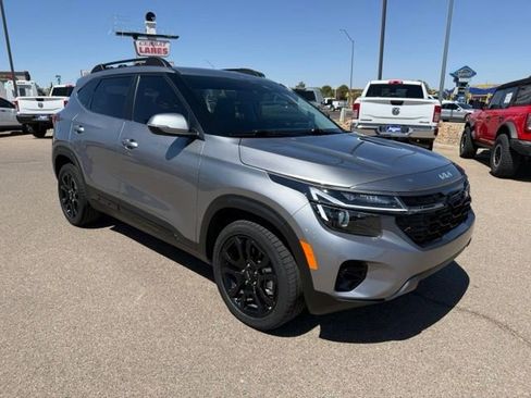Used 2024 Kia Seltos X-Line AWD/4WD image 3