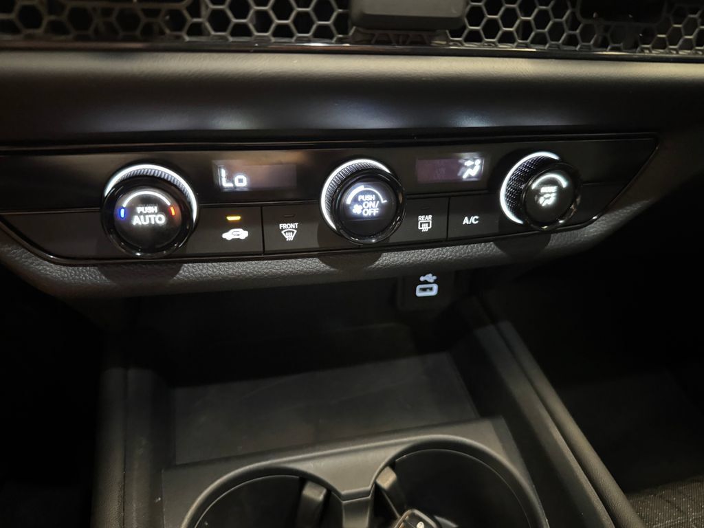 Used 2024 Honda HR-V LX image 16