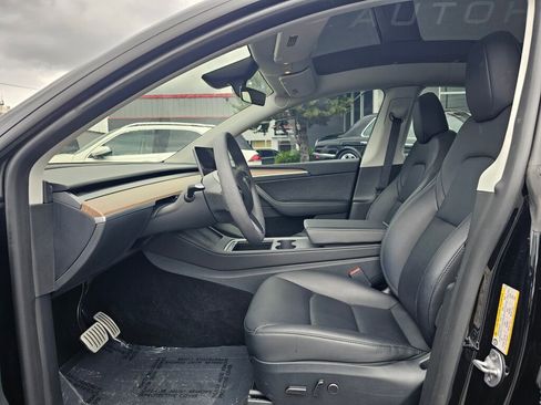 Used 2023 Tesla Model Y Performance AWD/4WD image 23